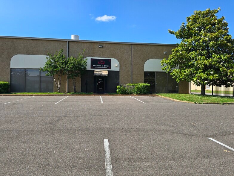 More Photos Of 5700-5788 Distribution Dr, Memphis Distribution For Lease