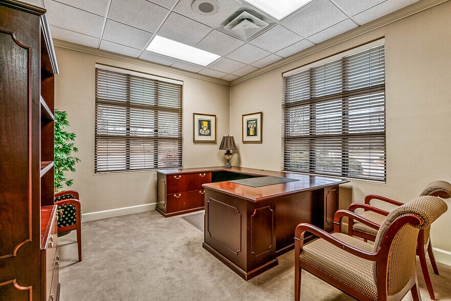 More Photos Of 865 Ga-20/81 Hwy, McDonough Bank For Sale
