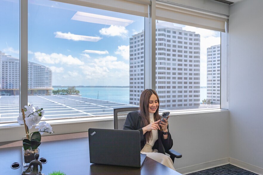 More Photos Of 777 Brickell Ave, Miami Coworking Space