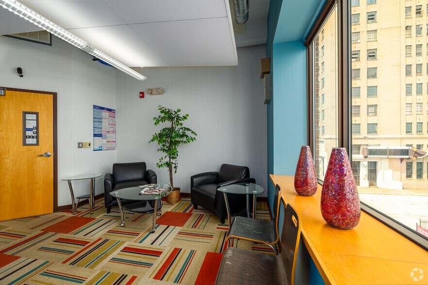 More Photos Of 1409 Washington Ave, Saint Louis Office For Lease