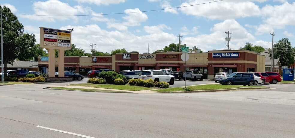Primary Photo Of 1604-1630 NW 23rd St, Oklahoma City General Retail For Sale