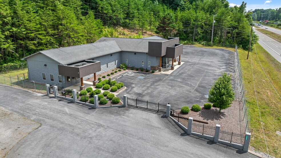 More Photos Of 12820 Dayton Pike, Soddy Daisy Medical For Lease