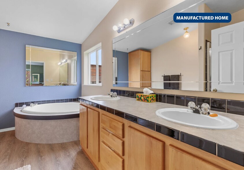 More Photos Of 24706 E Wellesley Ave, Otis Orchards Restaurant For Sale