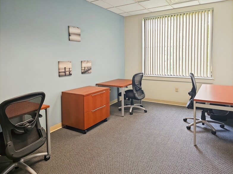 More Photos Of 200 Prosperity Dr, Knoxville Coworking Space