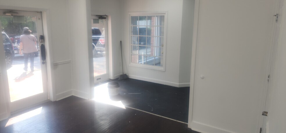 More Photos Of 861 Holcomb Bridge Rd, Roswell Office For Lease