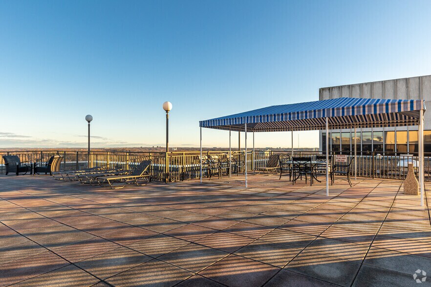 More Photos Of 4400 East-West Hwy, Bethesda Apartments For Lease