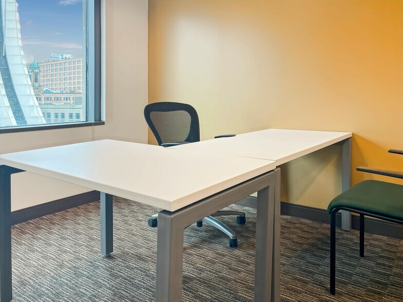 More Photos Of 510 Clinton Sq, Rochester Coworking Space
