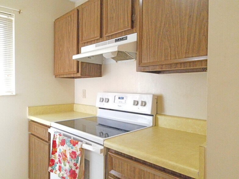 More Photos Of 2273 S Byron Butler Pky, Perry Apartments For Sale