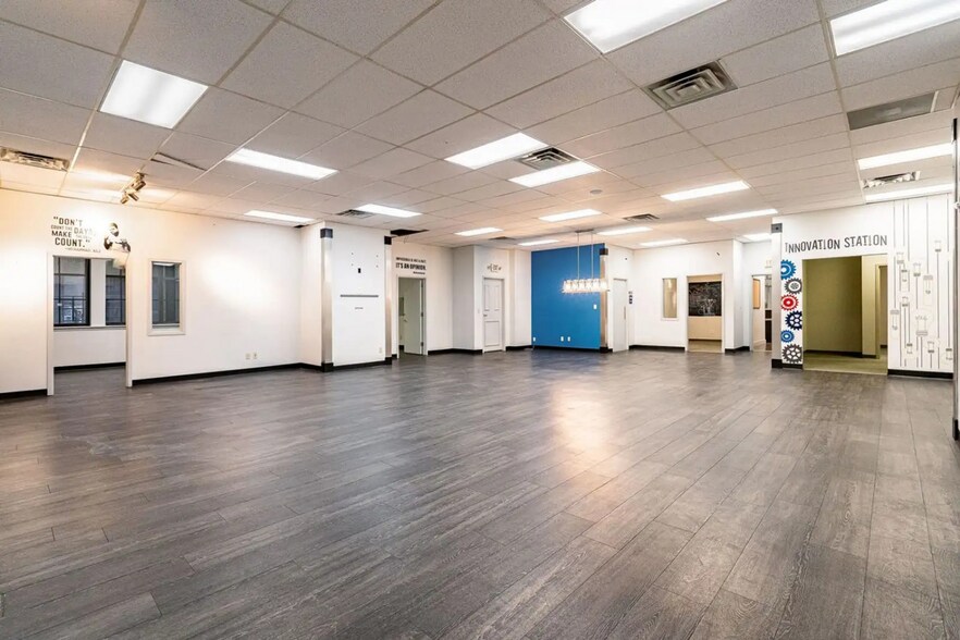 More Photos Of 620 S Third St, Louisville Office Residential For Sale