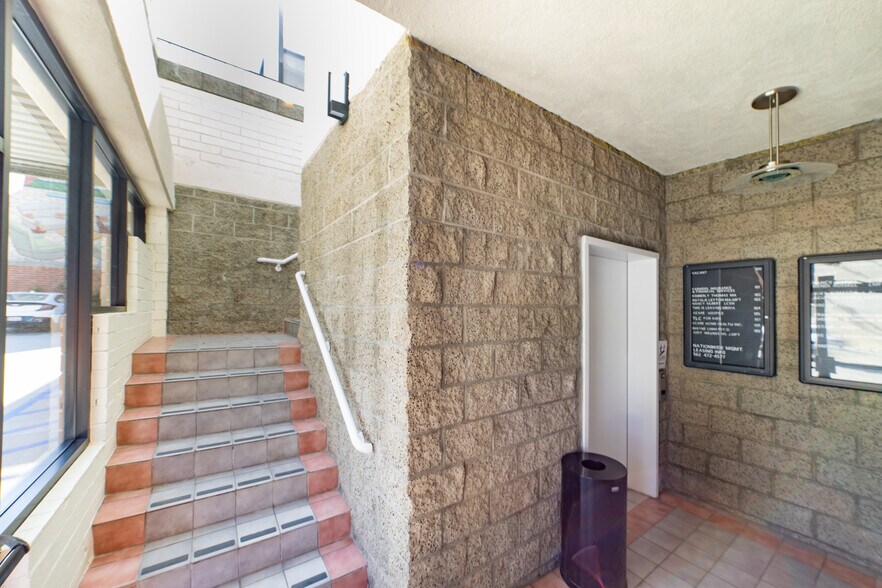 More Photos Of 24445 Hawthorne Blvd, Torrance Medical For Lease