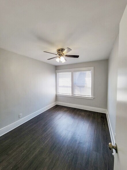 More Photos Of 717 E 8th St, Long Beach Apartments For Sale