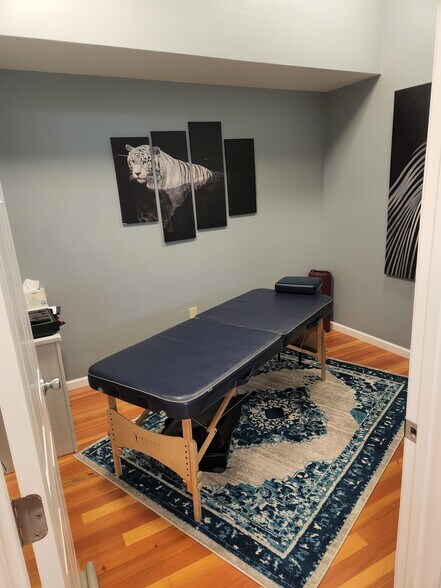 More Photos Of 10150 NW Glencoe Rd, North Plains Medical For Lease