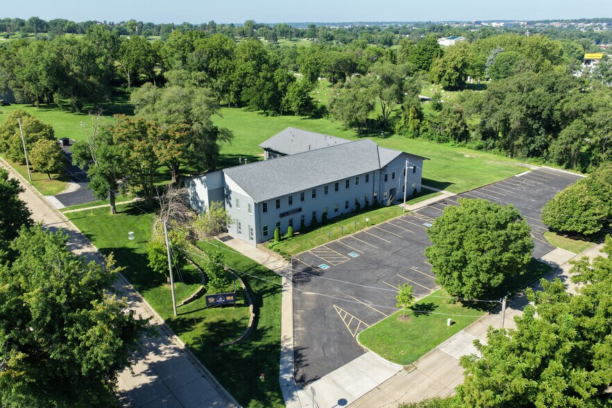 More Photos Of 2100 S 51st St, Omaha Religious Facility For Sale