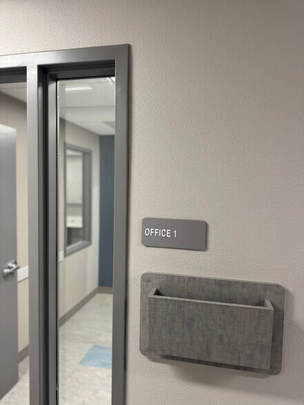 More Photos Of 435 Grand Ave, South San Francisco Office For Sale