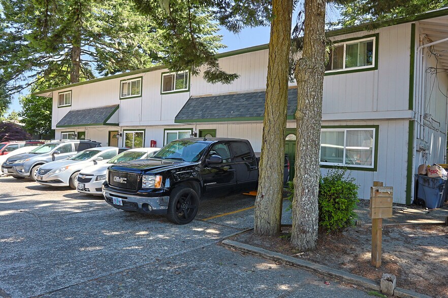 More Photos Of 2153 10th St, Florence Apartments For Sale