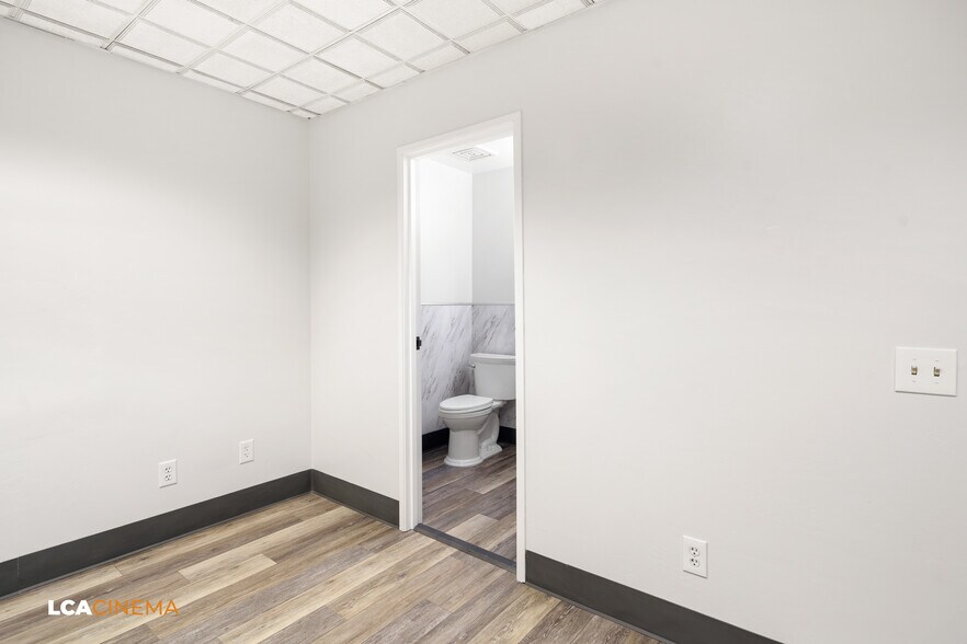More Photos Of 2317 17th St, Bakersfield Medical For Lease