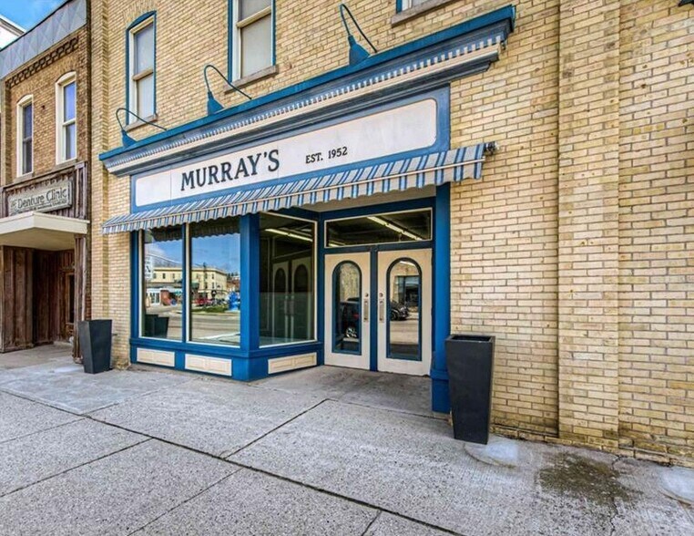 More Photos Of 95 Peel St, Wilmot Department Store For Sale