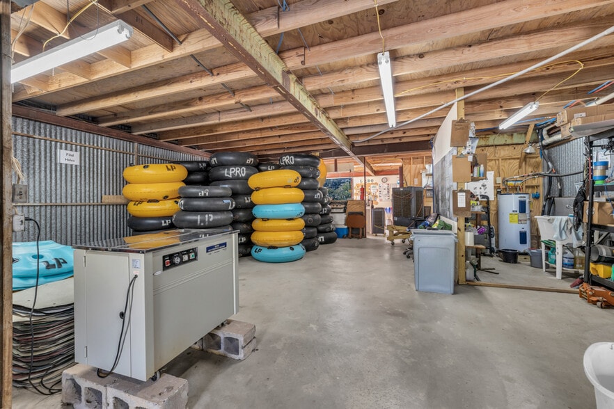 More Photos Of 2001 Ponderosa Dr, Canyon Lake Specialty For Sale