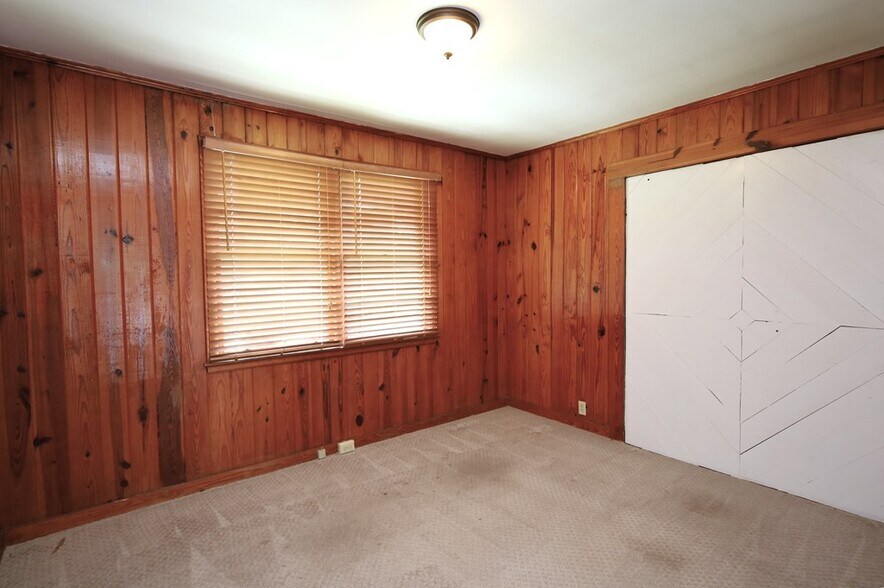 More Photos Of 2914 N Oak St, Valdosta Office For Lease