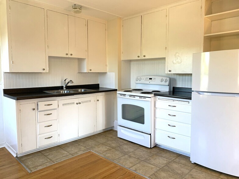 More Photos Of 3118 SE Yamhill St, Portland Apartments For Sale