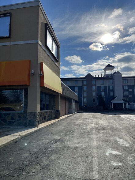 More Photos Of 1110-1122 Baltimore Pike, Glen Mills Freestanding For Lease