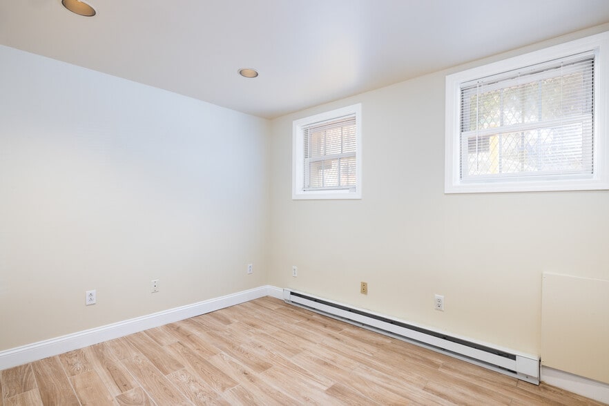 More Photos Of 45B Bowdoin St, Boston Apartments For Sale