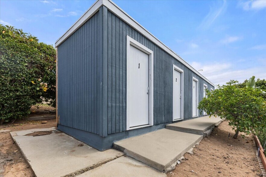 More Photos Of 2831-2837 Columbia St, San Diego Apartments For Sale