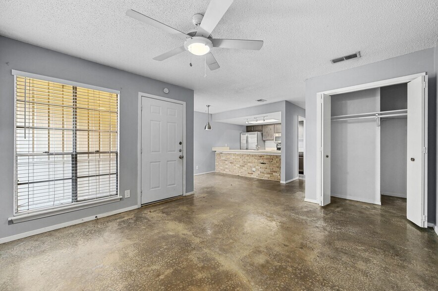 More Photos Of 3416 Willowrun Dr, Austin Apartments For Sale