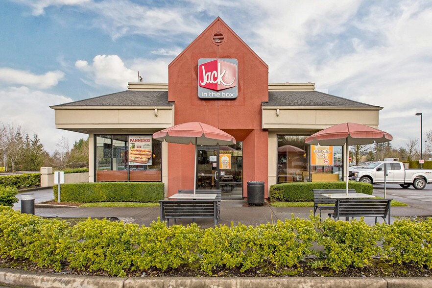 Primary Photo Of 19 NW 12th Ave, Battle Ground Fast Food For Sale