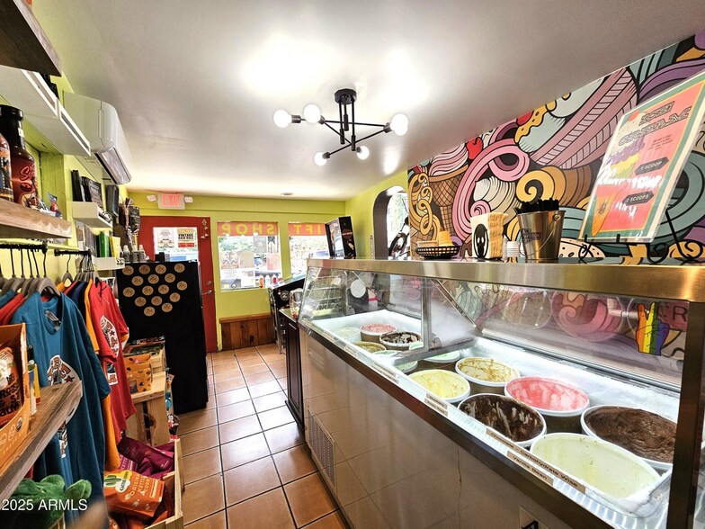 More Photos Of 105 Tombstone Cyn, Bisbee Restaurant For Sale