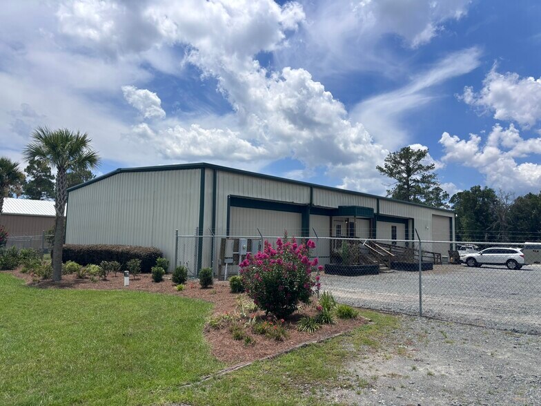 More Photos Of 19300 Valdosta Hwy, Valdosta Distribution For Lease