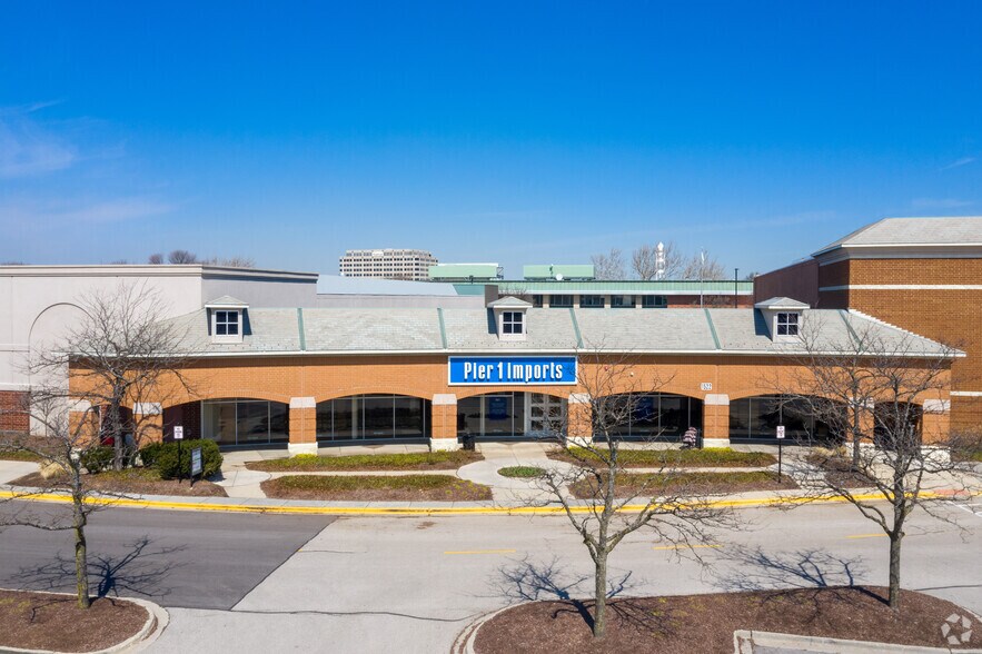 More Photos Of 1430-1540 E Golf Rd, Schaumburg Unknown For Lease