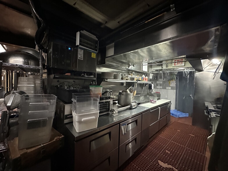 More Photos Of 167 Orchard St, New York Storefront For Lease