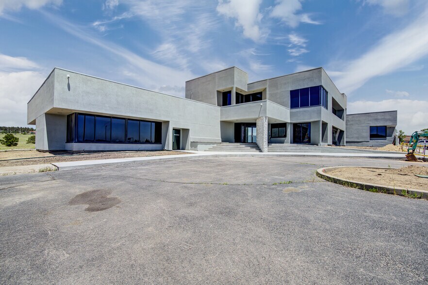 More Photos Of 18950 Base Camp Rd, Monument Office For Lease