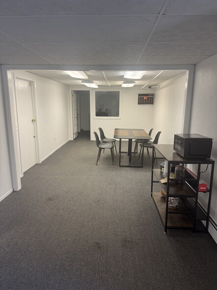 More Photos Of 16 Harrington Ave, Shrewsbury Storefront Retail Office For Lease