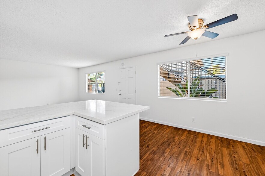 More Photos Of 4585 Felton St, San Diego Apartments For Sale