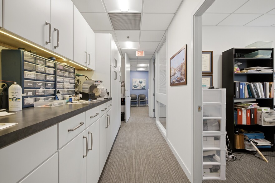 More Photos Of 63 Shore Rd, Winchester Medical For Sale