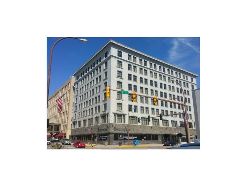 More Photos Of 505-511 5th St, Sioux City Office For Sale