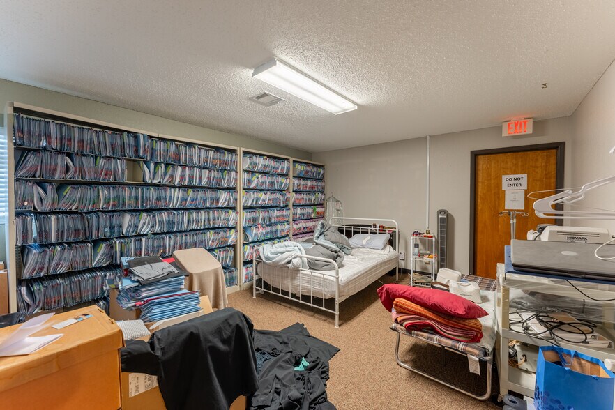 More Photos Of 2003 Medical Pky, San Marcos Medical For Sale