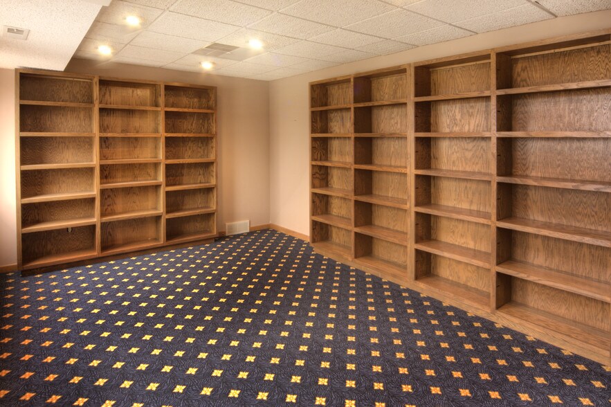 More Photos Of 4125 Okemos Rd, Okemos Office For Lease