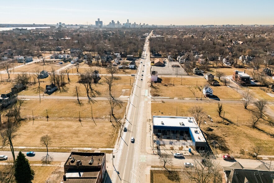 More Photos Of 8911 Kercheval ave, Detroit Land For Sale