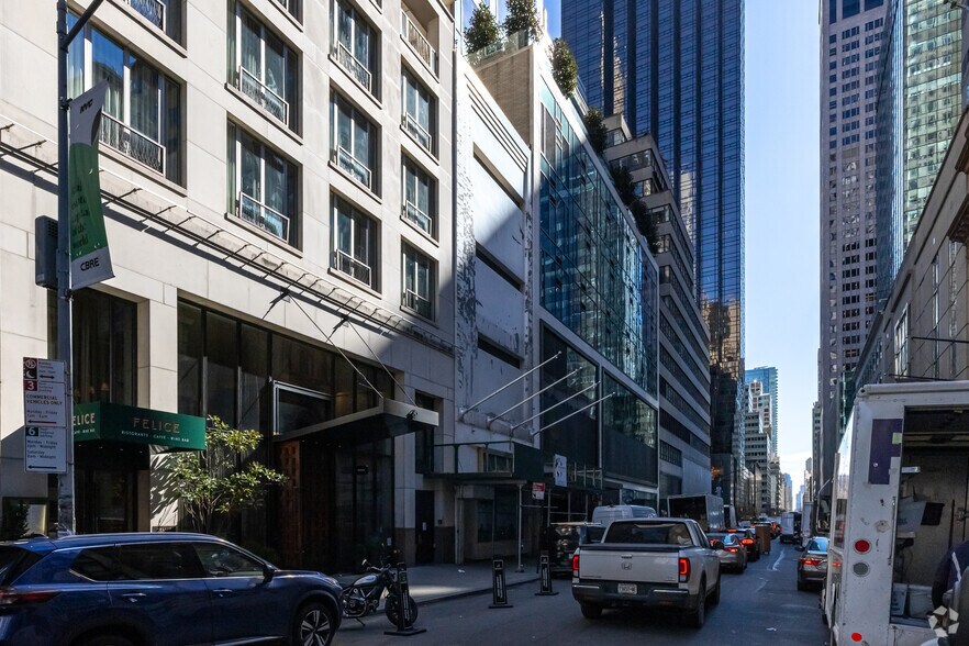 Primary Photo Of 11 W 56th St, New York Storefront Retail Office For Lease