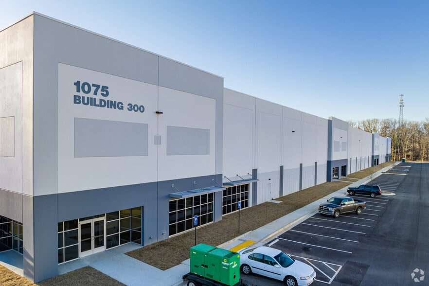 More Photos Of 1075 Highway 124, Braselton Unknown For Lease