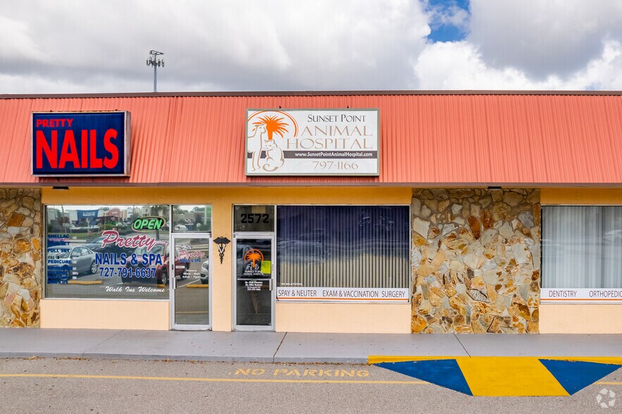 More Photos Of 2550-2576 Sunset Point Rd, Clearwater Unknown For Lease