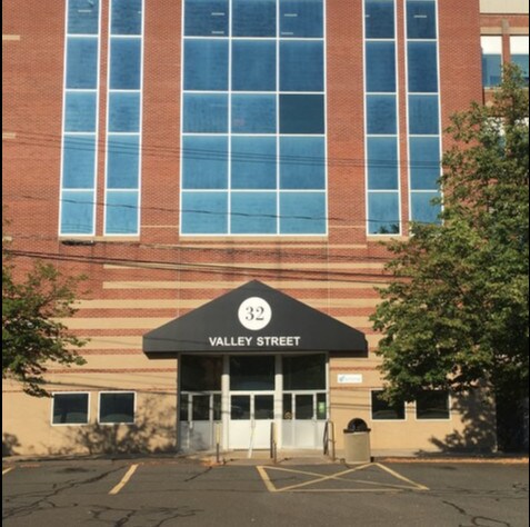 More Photos Of 32 Valley St, Bristol Office For Lease