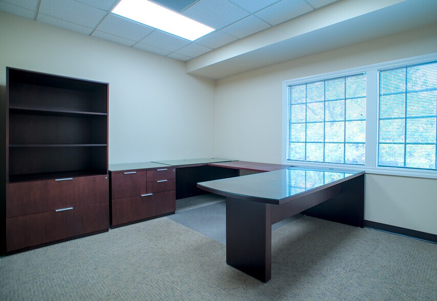 More Photos Of 1611 E 4th St, Santa Ana Loft Creative Space For Lease