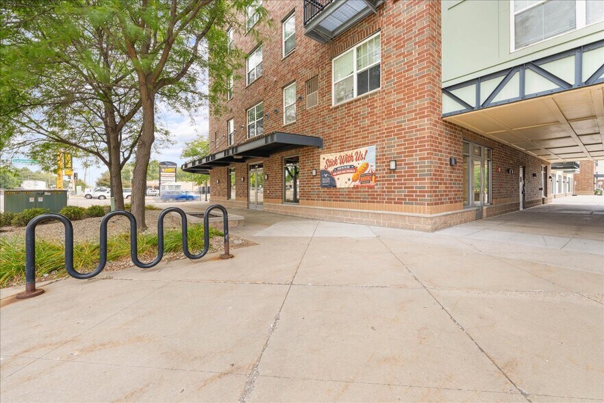 More Photos Of 1550 Larpenteur Ave W, Falcon Heights Apartments For Lease