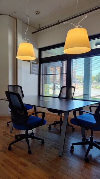 More Photos Of 830 N Summit St, Toledo Office For Lease