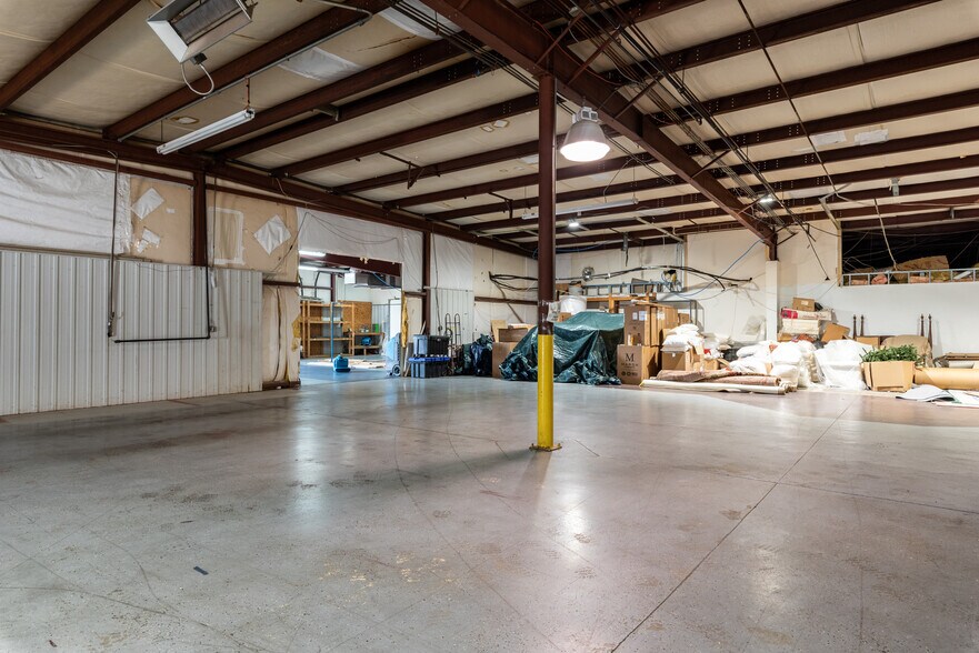 More Photos Of 5211 Union Rd., Gastonia Warehouse For Sale