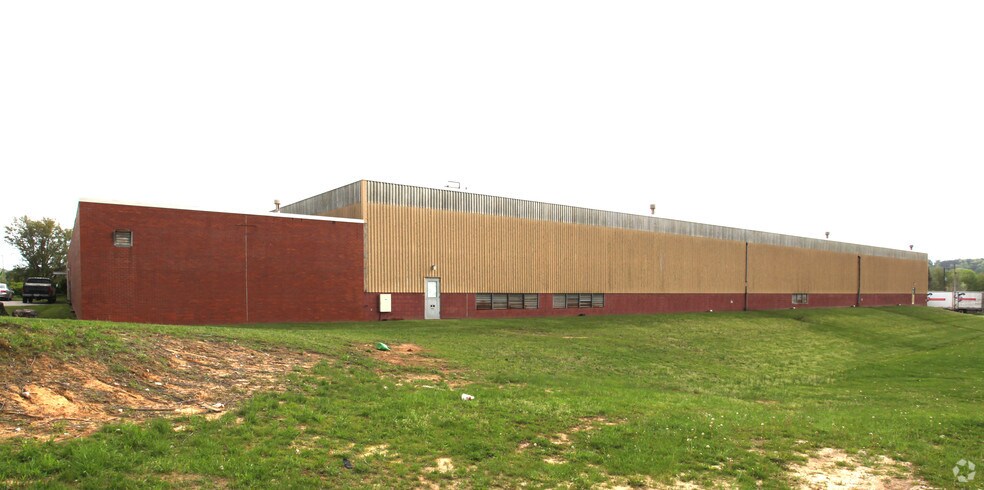 More Photos Of 2301 Virginia Ave, Culloden Warehouse For Sale